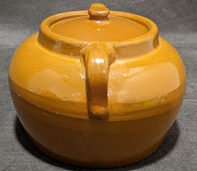 Load image into Gallery viewer, Redcliff Potteries - Alberta Canada - Bean Crock / Pot