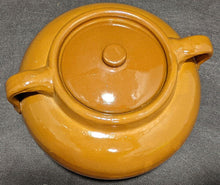 Load image into Gallery viewer, Redcliff Potteries - Alberta Canada - Bean Crock / Pot