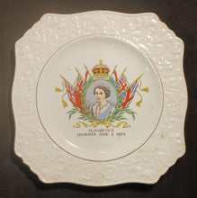 Load image into Gallery viewer, 1953 Coronation of Queen Elizazbeth II commemorative plates Lot