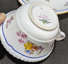 Load image into Gallery viewer, 4 Spode Copeland China Tea Cups & Saucers - Briarwood