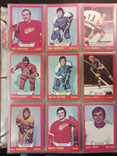 Load image into Gallery viewer, 1973-74 O-Pee-Chee Hockey Set 1-264 Ex to NR Mint Condition