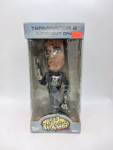 Load image into Gallery viewer, NECA 7" Terminator 2 Judgement Day Head Knockers T-800