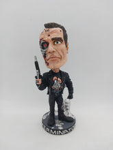 Load image into Gallery viewer, NECA 7" Terminator 2 Judgement Day Head Knockers T-800