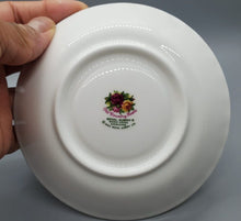 Load image into Gallery viewer, Royal Albert, Old Country Roses Cup & Saucer