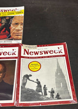 Load image into Gallery viewer, 1946-59 Newsweek lot of 5 Vintage Magazines, NM condition