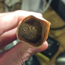 Load image into Gallery viewer, 1947 Canadian Pennies (50 coins per roll) 1 Roll Lot A