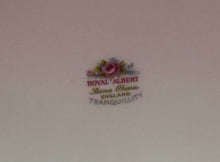 Load image into Gallery viewer, 1969 Royal Albert Bone China England Platter, EX+