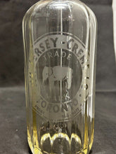 Load image into Gallery viewer, Spritzer Bottle Nu Jersey Creme Co. Toronto.
