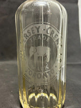 Load image into Gallery viewer, Spritzer Bottle Nu Jersey Creme Co. Toronto.