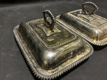 Load image into Gallery viewer, Birks And Ellis England Regency Silver-plated Serving Tray with lid x 2