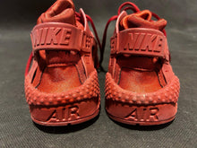 Load image into Gallery viewer, Nike Men's Huarache Running / Training Red Sneaker Size 9