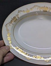 Load image into Gallery viewer, AYNSLEY Fine Bone China Oval Vegetable Bowl - Highfield Pattern