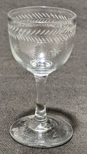 Load image into Gallery viewer, Vintage Wheat & Stars Sherry Wine Glass