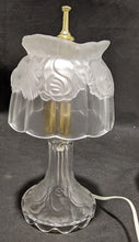 Load image into Gallery viewer, 2 Pressed Glass Floral Rose Pattern Table Lamps - Working