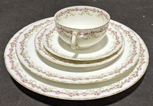 Load image into Gallery viewer, Vintage Limoges Haviland 5 Pc. Place Setting - Small Rose Border