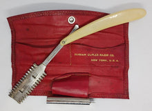 Load image into Gallery viewer, Durham Duplex Razor Co. Set with holder