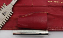 Load image into Gallery viewer, Durham Duplex Razor Co. Set with holder