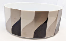 Load image into Gallery viewer, TAPIO WIRKKALA - Rosenthal - Mid Century Modern Round Open Bowl