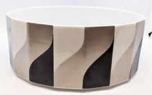 Load image into Gallery viewer, TAPIO WIRKKALA - Rosenthal - Mid Century Modern Round Open Bowl
