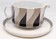 Load image into Gallery viewer, TAPIO WIRKKALA - Rosenthal - Mid Century Modern Gravy Boat With Underplate