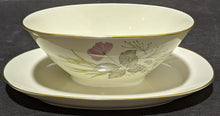 Load image into Gallery viewer, Rosenthal - Parisian Spring - Gravy Boat & Underplate - Cream - Germany