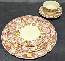 Load image into Gallery viewer, 5 Pc. place Settings - Royal Doulton - Pomeroy