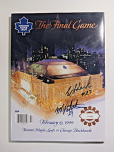 Load image into Gallery viewer, 1999 Final Game Maple Leaf Garden Program #01685 Signed

