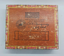 Load image into Gallery viewer, Hav-A-TAMPA New Jewels 15 cent Cigar Box Made in Tampa No. 174
