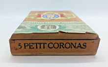 Load image into Gallery viewer, Royal Jamaica 5 Petit Coronas Cigar Box Made In Jamaica
