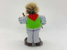 Load image into Gallery viewer, Vintage Peter-Figuren Playing the Fiddle 3.5in Figurine RARE
