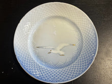 Load image into Gallery viewer, Vintage Bing &amp; Grondahl - Original Seagull Lunch Plate - Made in Denmark (26)
