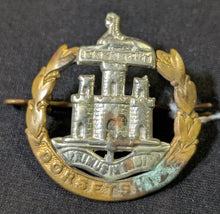 Load image into Gallery viewer, Dorsetshire Regiment Cap Badge
