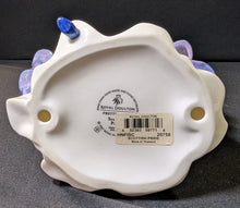 Load image into Gallery viewer, Royal Doulton Pretty Ladies &quot;Scottish Pride&quot; Figurine
