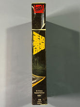 Load image into Gallery viewer, Star Wars (1977) *Original Version* Sealed VHS Tape
