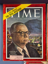 Load image into Gallery viewer, Lot of 5 Vintage TIME Magazines 1961-1963: Rusk, Betancourt, De Gaulle
