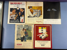 Load image into Gallery viewer, Lot of 5 Vintage TIME Magazines 1961-1963: Rusk, Betancourt, De Gaulle
