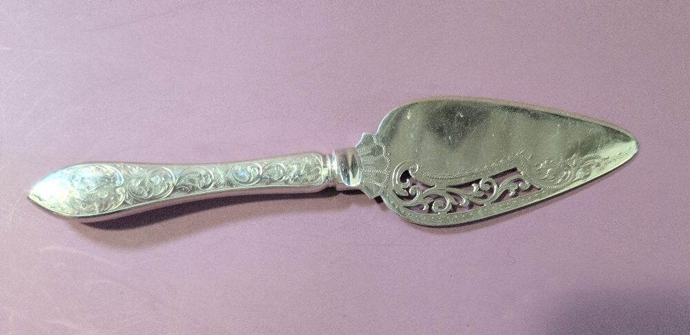 Birks Pie Cake Server Ornate Sterling Silver Handle With Tudor Pattern