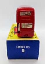 Load image into Gallery viewer, Matchbox Series No. 5 London Bus (1960 Lesney Product)
