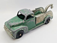 Load image into Gallery viewer, Vintage Hubley 1950’s Metal Wrecker Green Tow Truck 6 3/4&quot; Kiddie Toy # 452 USA
