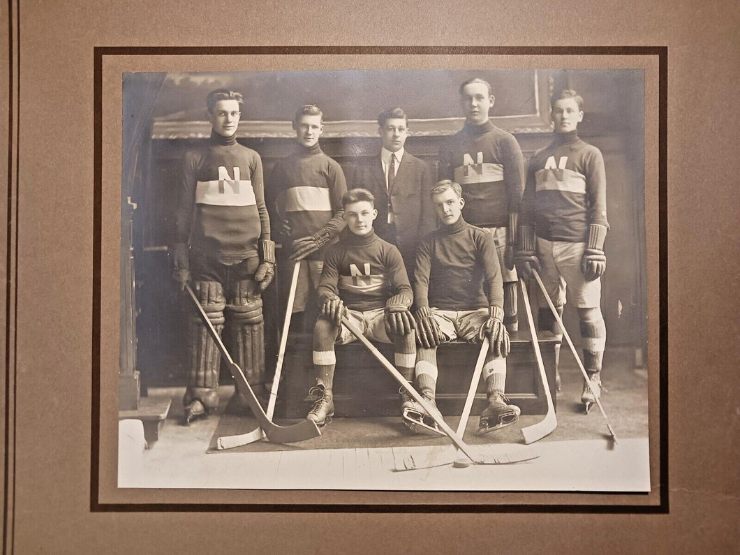 C-1900s Hockey Team Cabinet Photo