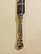 Load image into Gallery viewer, Birks Chantilly Pattern Sterling Lunch Knife French Set of 4
