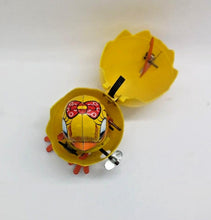 Load image into Gallery viewer, Vintage wind up HATCHING EGG Automatic Mechanical Chicken working
