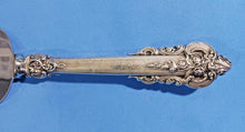 Load image into Gallery viewer, Wallace Grand Baroque Sterling Silver 10 3/4&quot; Pie Server
