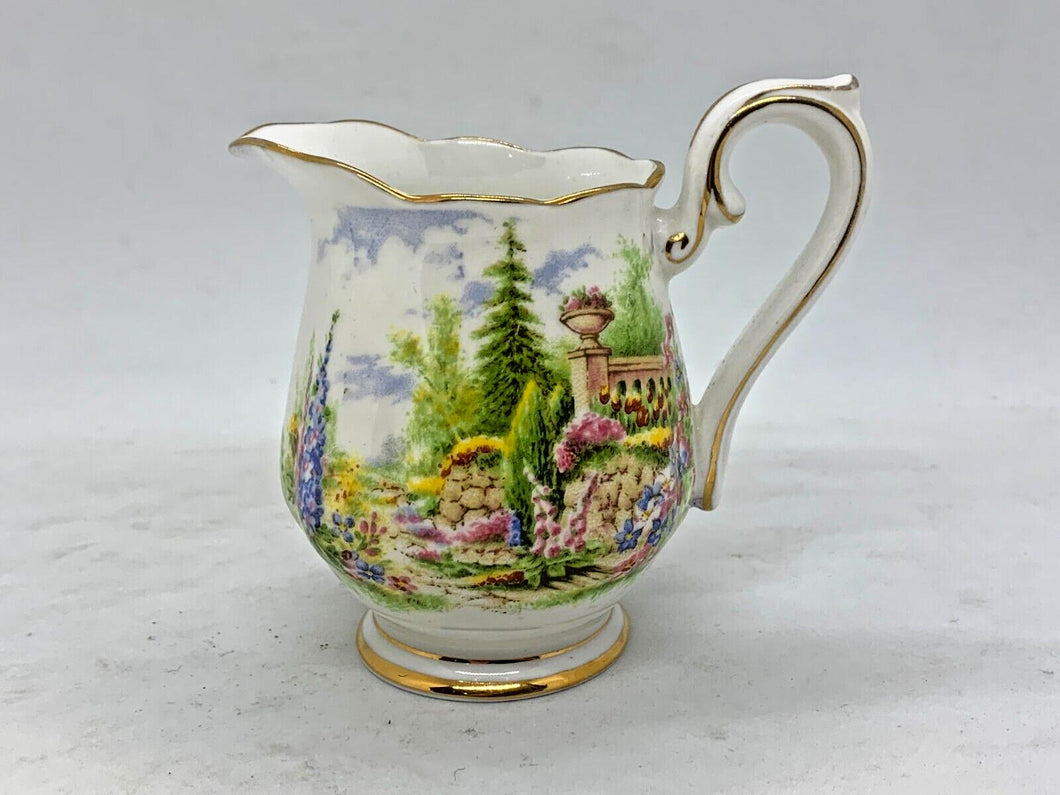 Royal Albert - Crown China 