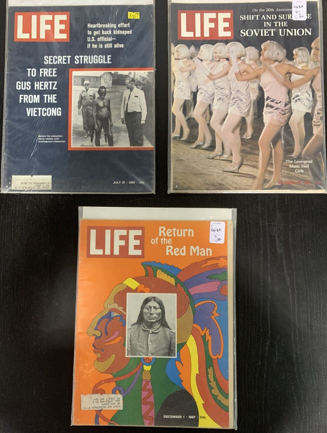 Life Magazines Lot Issued 1967 July 21, Nov 10, Dec 1