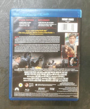 Load image into Gallery viewer, Patriot Games (Blu-ray, 2010, Canadian)
