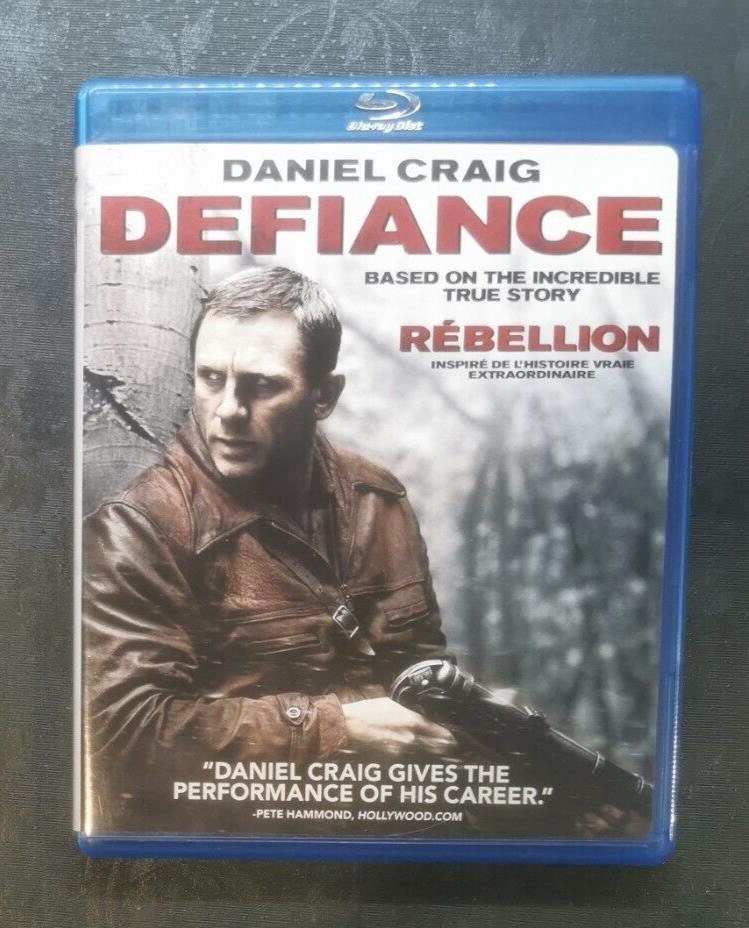 Defiance (Blu-ray, 2009, Sensormatic Canadian)