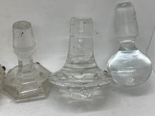 Load image into Gallery viewer, Vintage Glass Bottle Stoppers x 10 Lot 05

