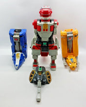 Load image into Gallery viewer, 1993 Mighty Morphin&#39; Power Rangers 11&quot; DX Dino Megazord Figure - Incomplete
