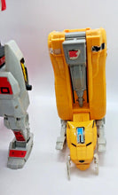 Load image into Gallery viewer, 1993 Mighty Morphin&#39; Power Rangers 11&quot; DX Dino Megazord Figure - Incomplete
